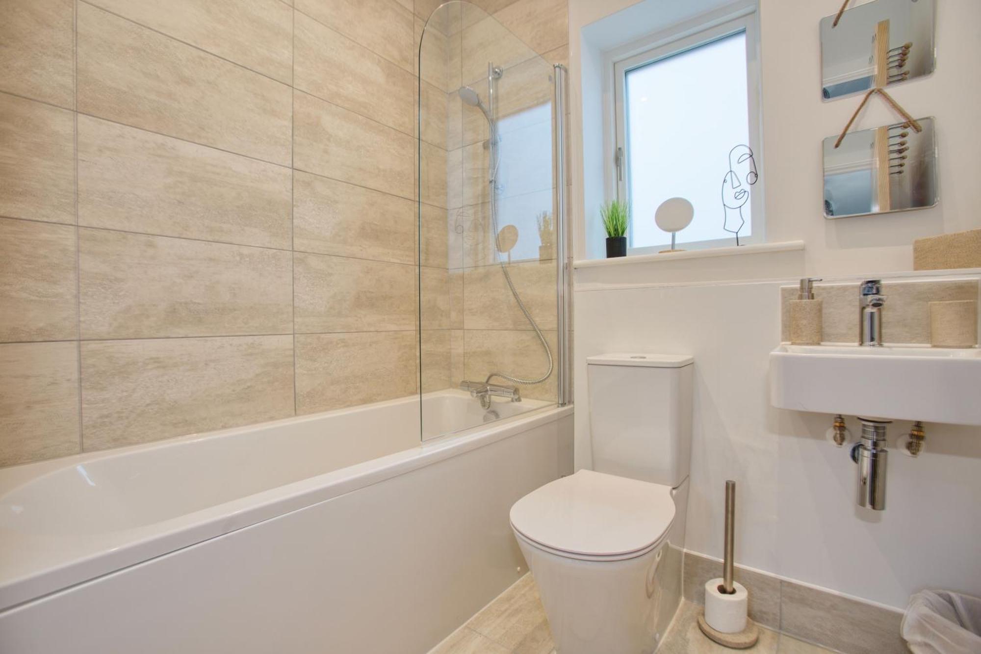 St Ives Bay - Immaculate Brand New 3Bed - Free Parking - Beach - Wifi هايلي المظهر الخارجي الصورة