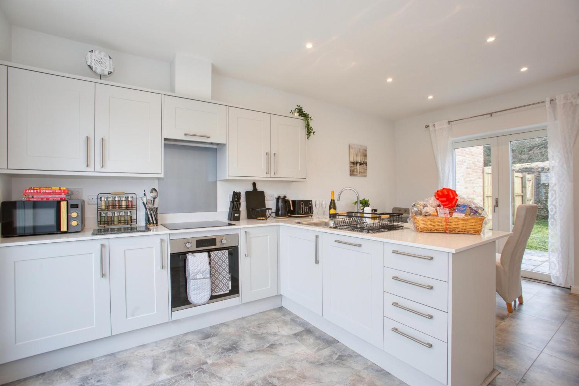 St Ives Bay - Immaculate Brand New 3Bed - Free Parking - Beach - Wifi هايلي المظهر الخارجي الصورة