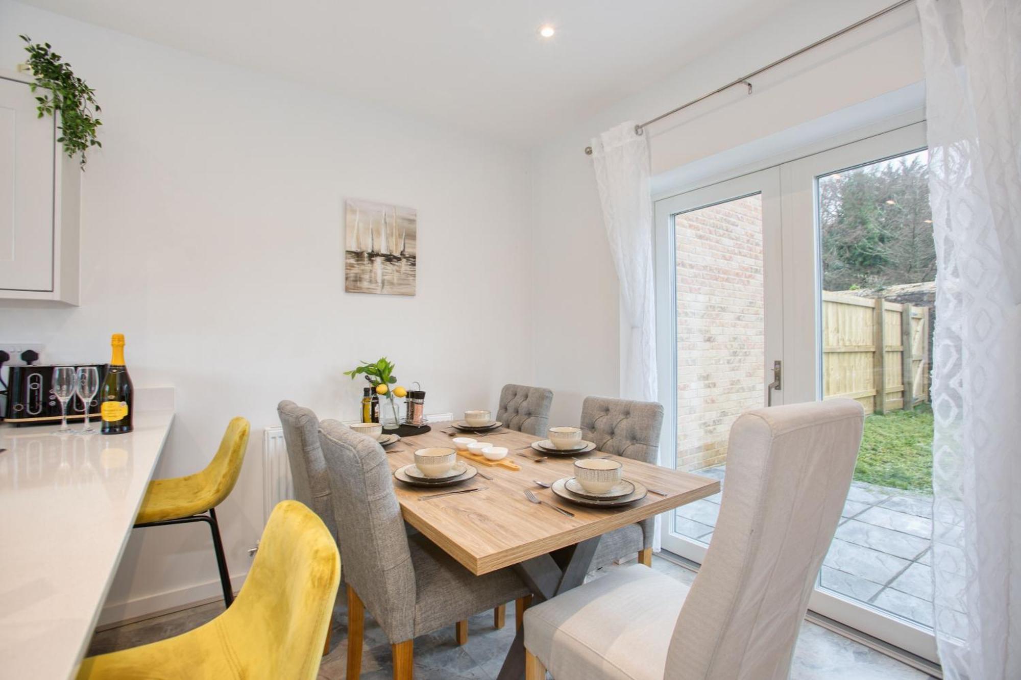 St Ives Bay - Immaculate Brand New 3Bed - Free Parking - Beach - Wifi هايلي المظهر الخارجي الصورة